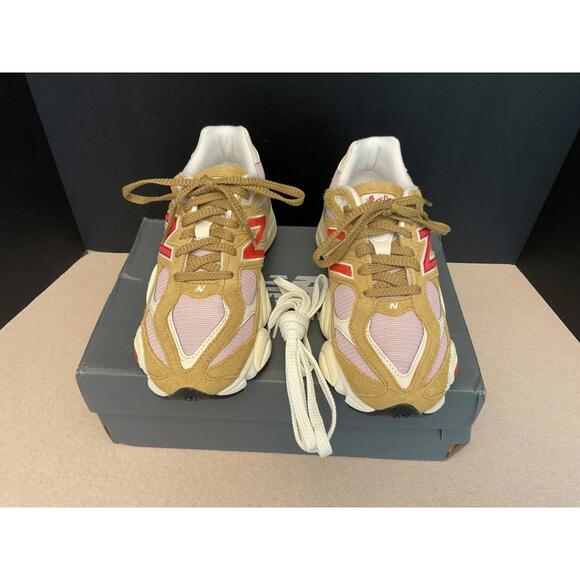 New! Womens New Balance 9060 Suede Beige Pink Casual Athletic Shoes. Size 8. - Picture 2 of 10